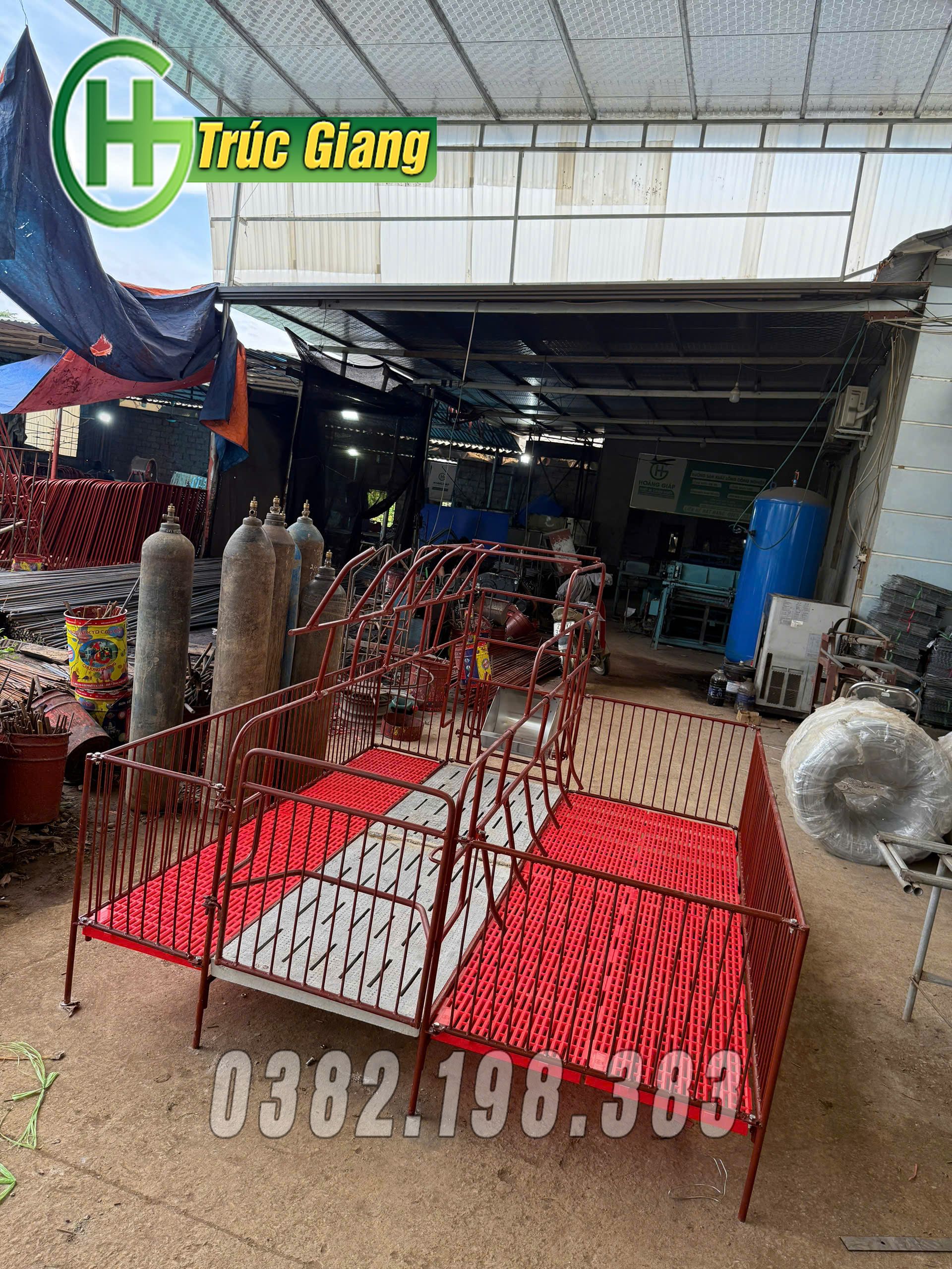 Cũi kết hợp sàn cai sữa - Hình ảnh 10