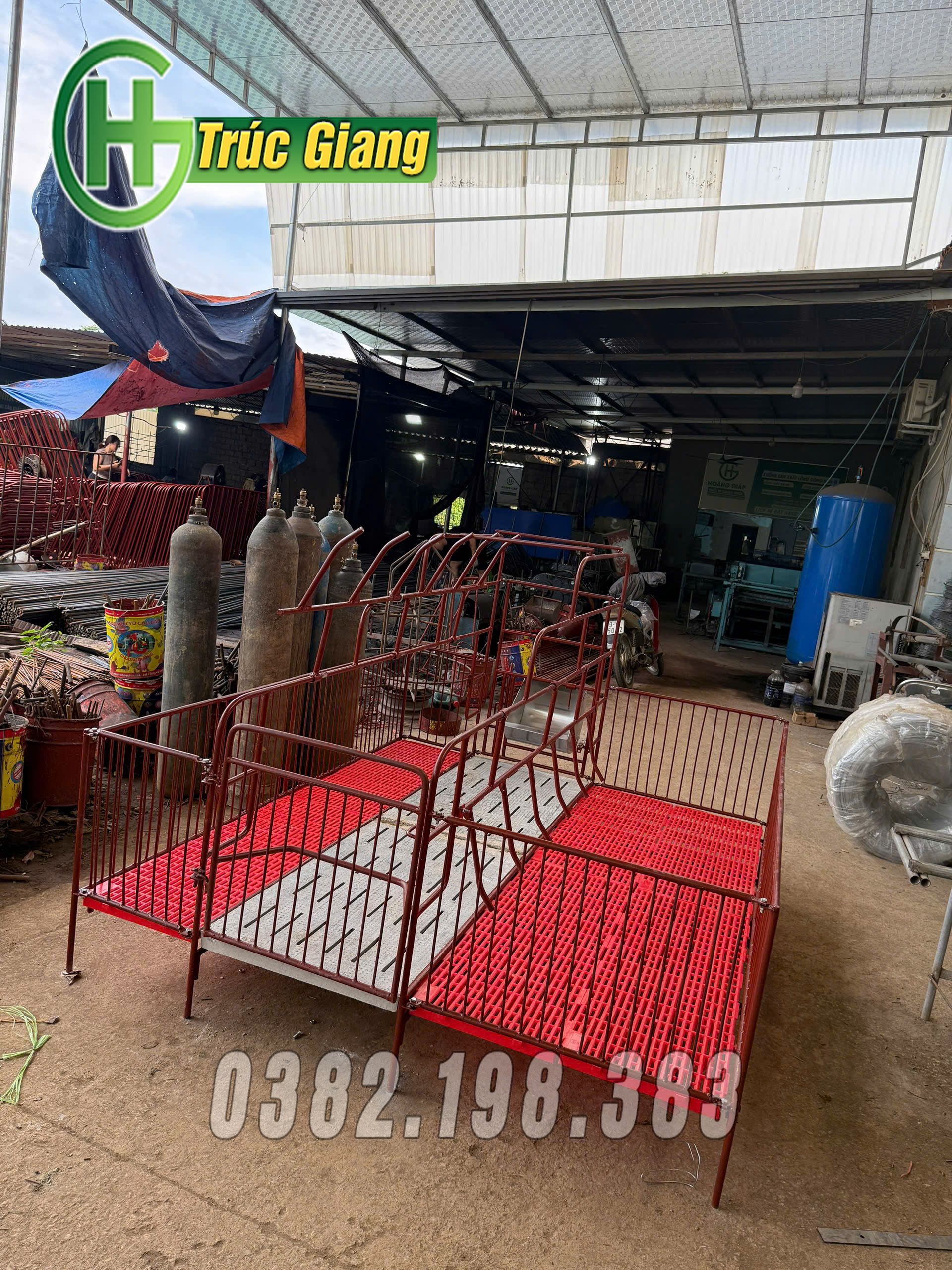 Cũi kết hợp sàn cai sữa - Hình ảnh 15
