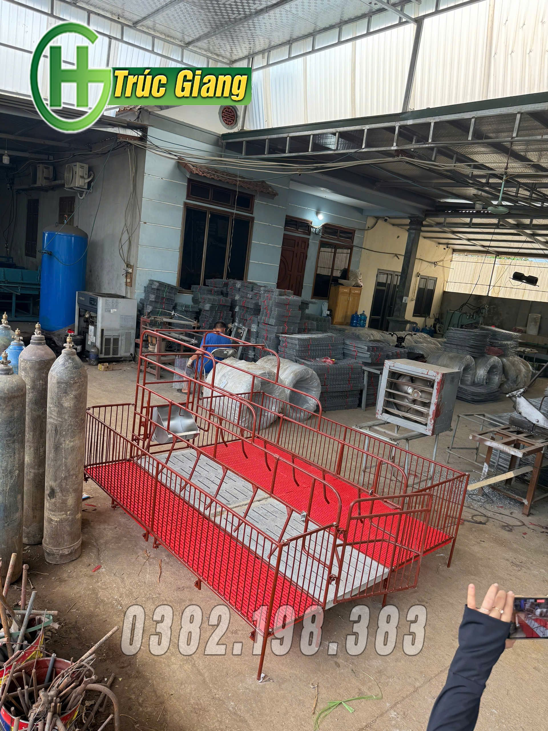 Cũi kết hợp sàn cai sữa - Hình ảnh 16