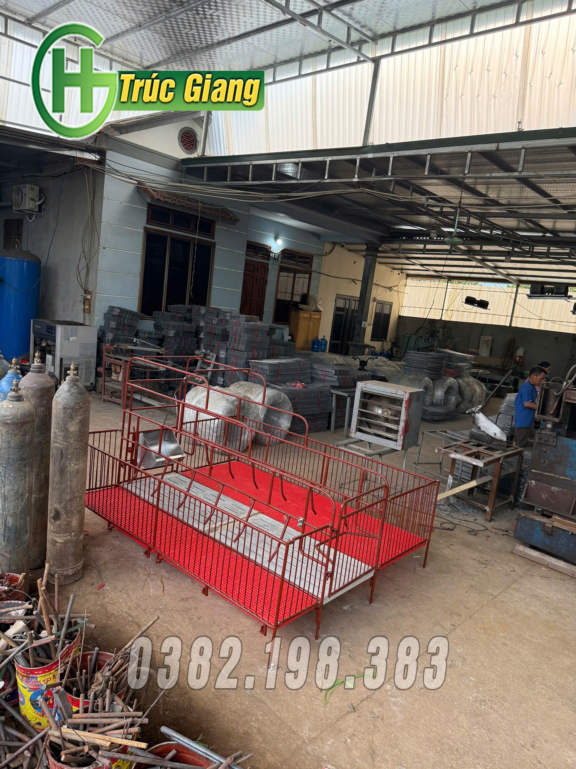 Cũi kết hợp sàn cai sữa - Hình ảnh 18