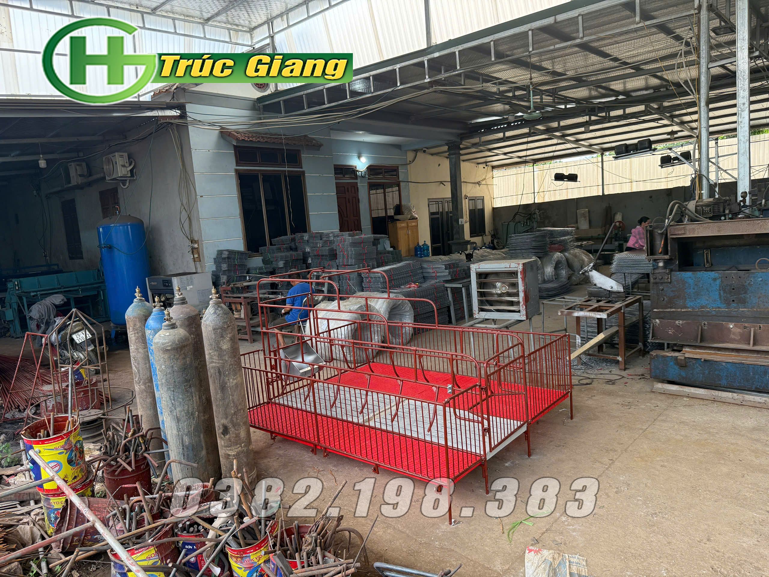 Cũi kết hợp sàn cai sữa - Hình ảnh 21