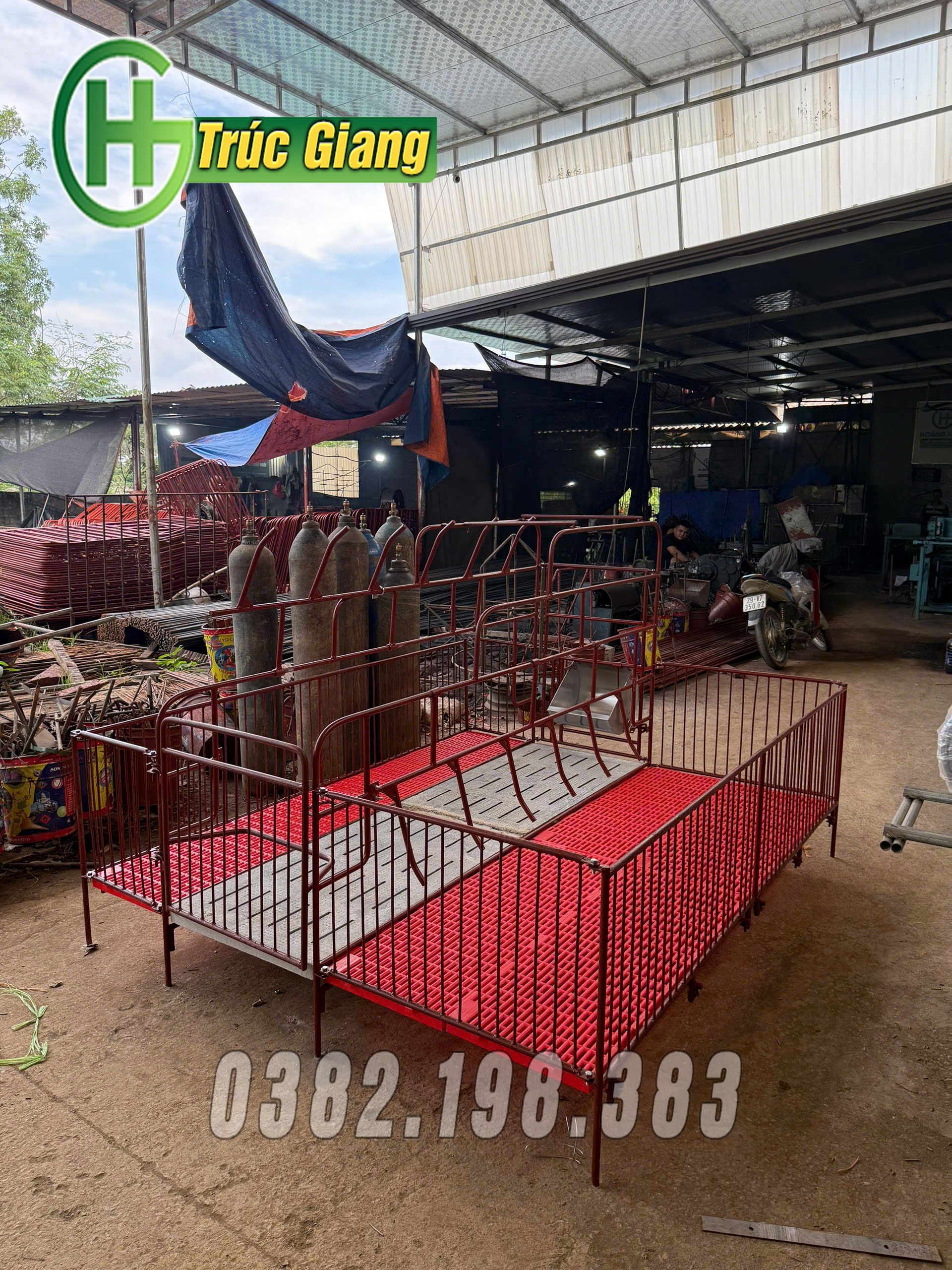 Cũi kết hợp sàn cai sữa - Hình ảnh 22